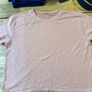 Lululemon Women's Pink Top